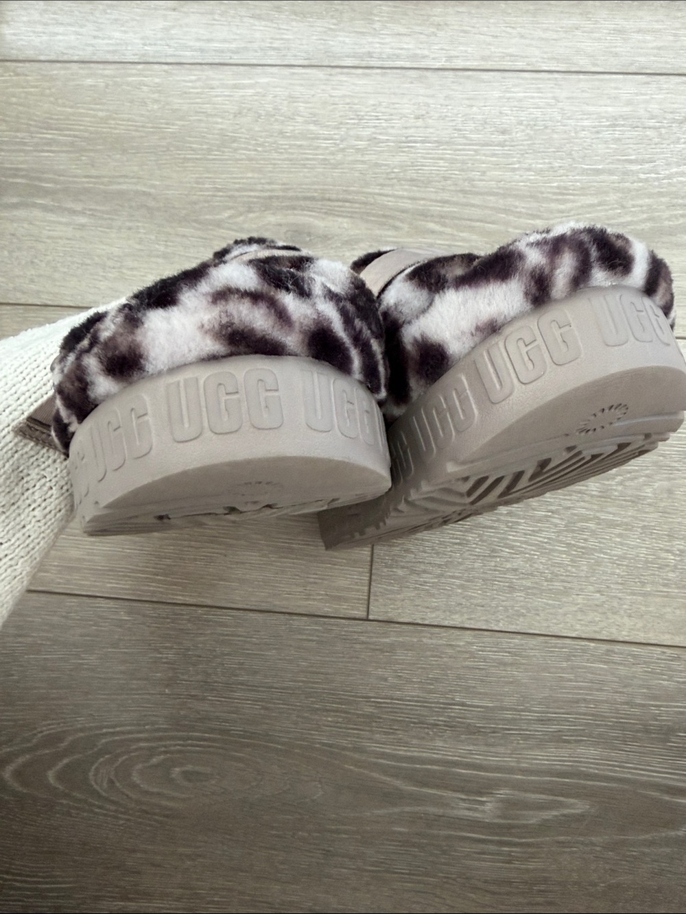 UGG Leopard Print Fluffy Slide Sandals in Taupe and Black - Picture 3 of 5
